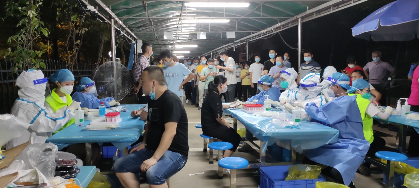说明: E:\10——新闻稿件\2021年\21——伟德betvlctor国际官网踊跃报名参加全员核酸检测工作志愿者报名\mmexport1623107646657.jpg